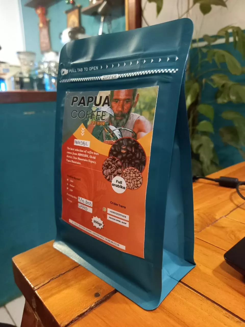 Magic Coffee Roasted Coffee Beans - Biji Kopi Sangrai Asli Papua